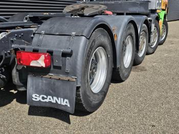 P420 10x4 / 150T / MANUAL GEARBOX / RETARDER